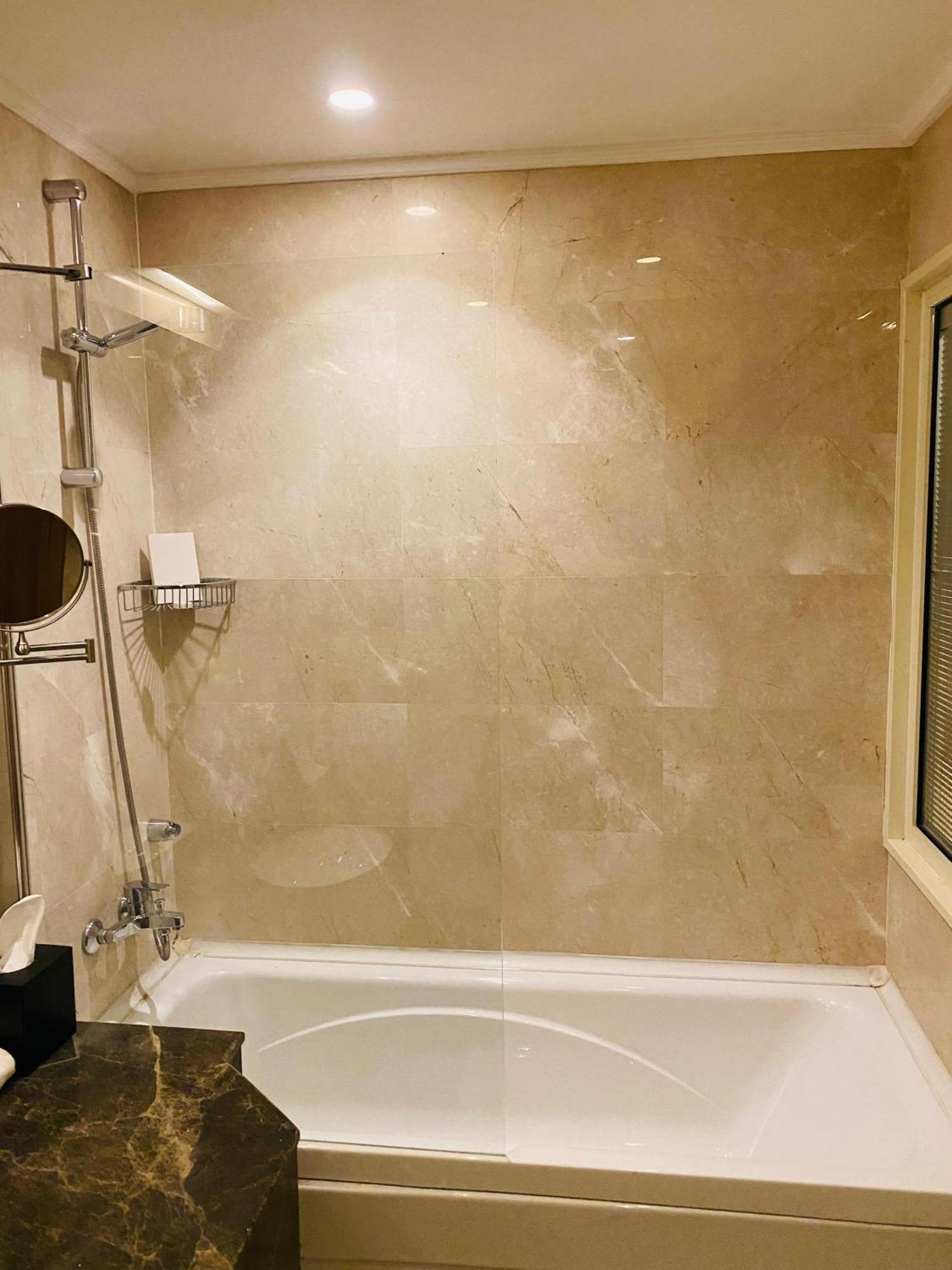 Karbala Rayhaan Hotel & Suites Экстерьер фото